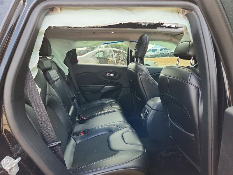 2019 JEEP CHEROKEE LATITUDE PLUS 11