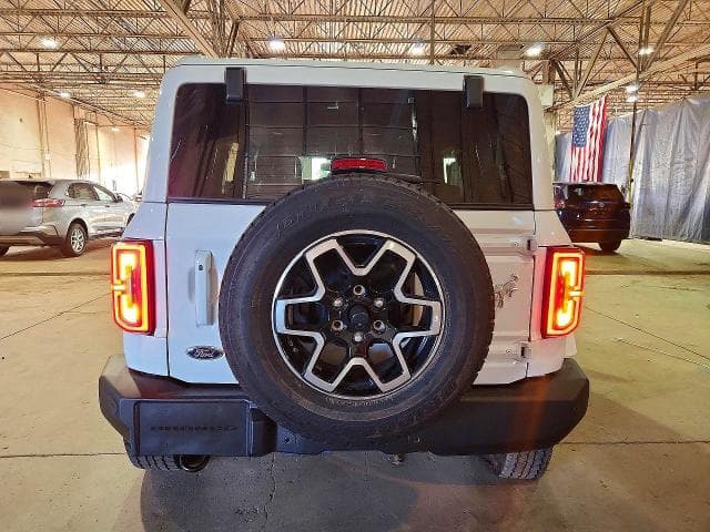 2025 FORD BRONCO OUTER BANKS 6