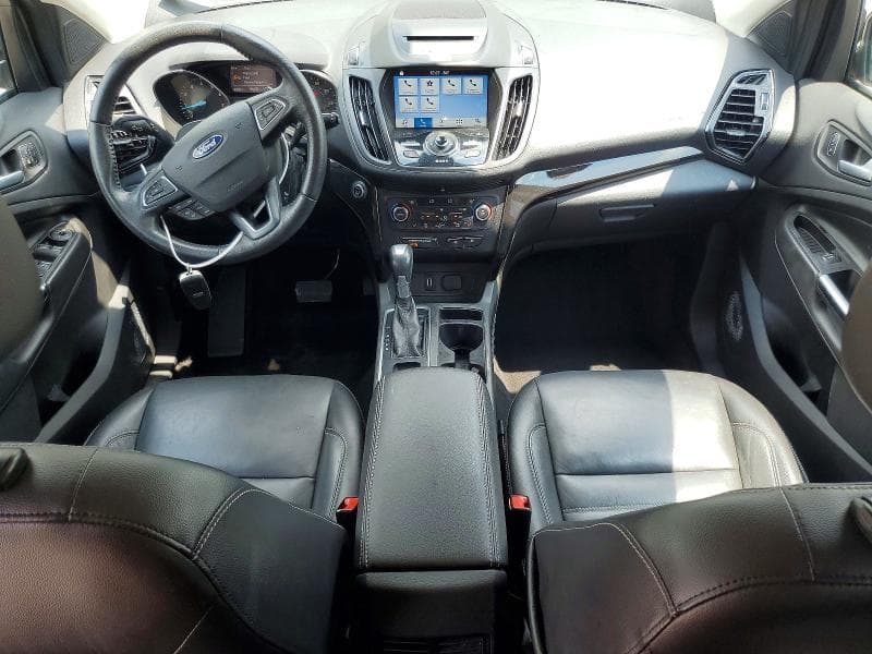 2017 FORD ESCAPE TITANIUM 8