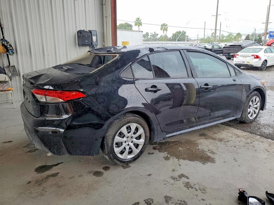 2024 TOYOTA COROLLA LE 3