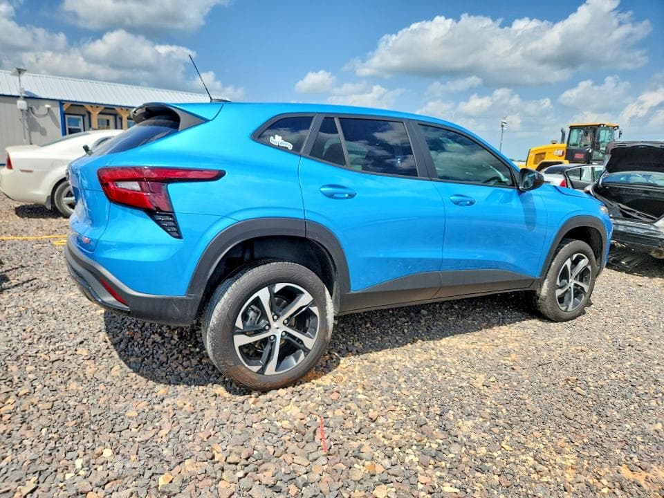 2025 CHEVROLET TRAX 1RS 3