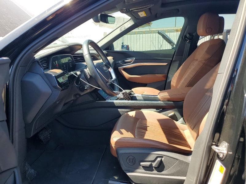 2024 AUDI Q8 E-TRON PREMIUM PLUS 7