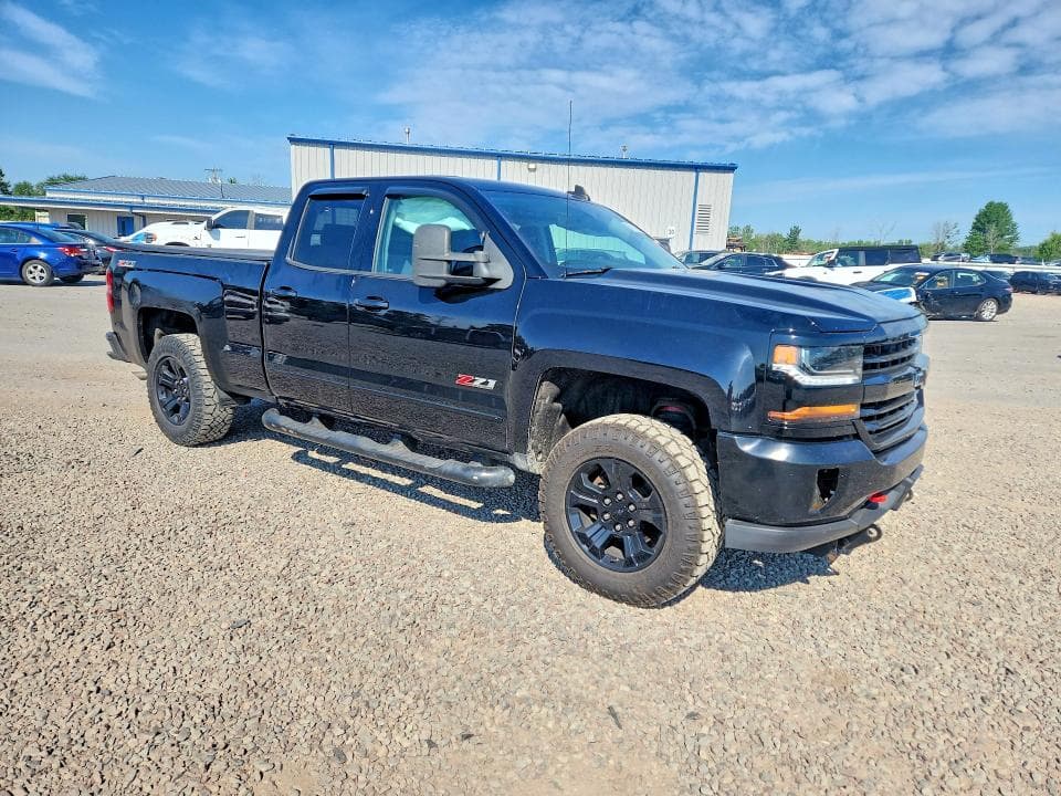 2017 CHEVROLET SILVERADO K1500 LT 4
