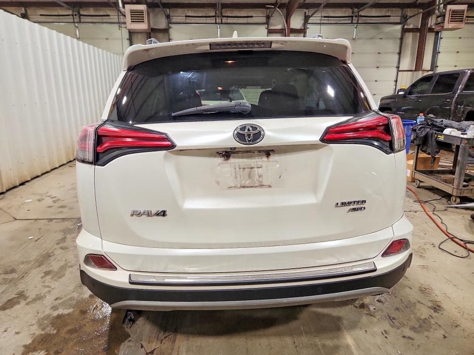 2018 TOYOTA RAV4 LIMITED 6