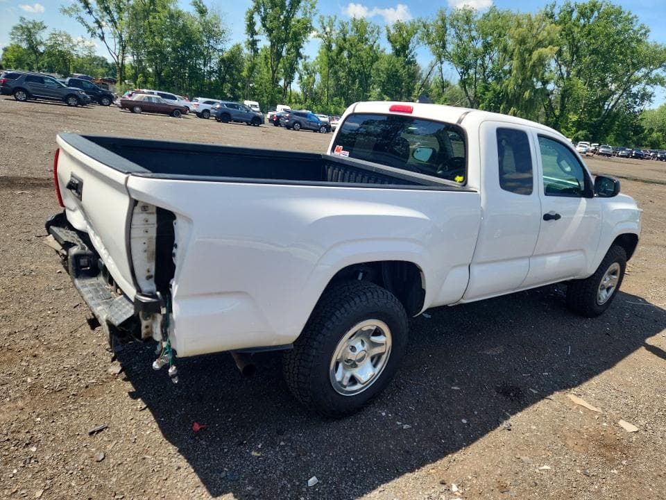 2019 TOYOTA TACOMA SR 3