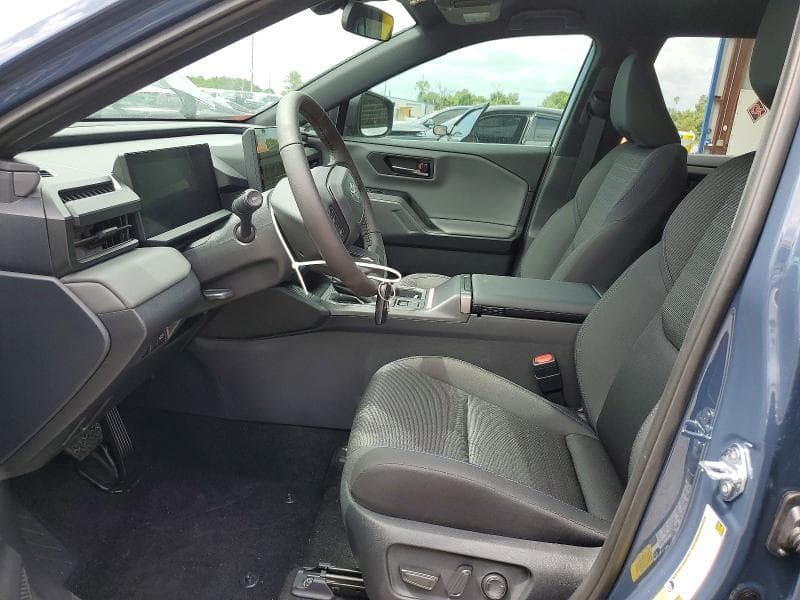 2026 TOYOTA RAV4 SE 7