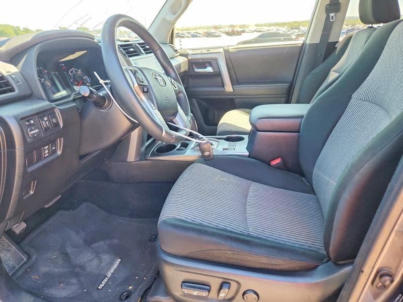 2023 TOYOTA 4RUNNER SR5 7