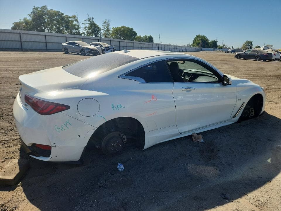 2018 INFINITI Q60 3.0T LUXE 3