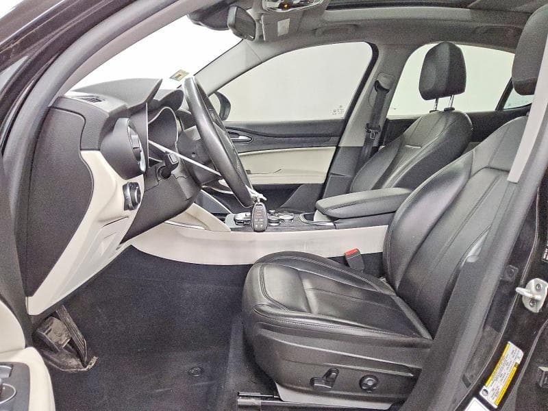 2021 ALFA ROMEO STELVIO SPORT 7