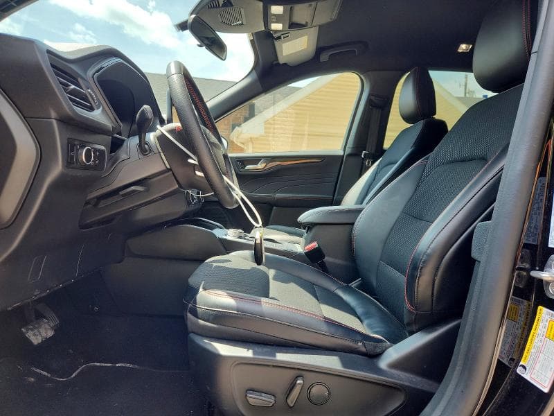 2025 FORD ESCAPE ST LINE 7