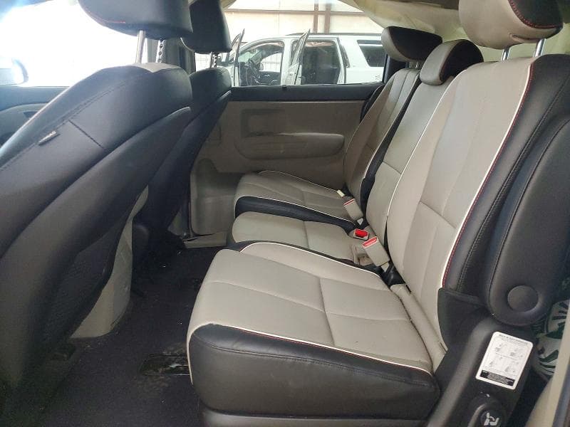 2021 KIA SEDONA EX 11