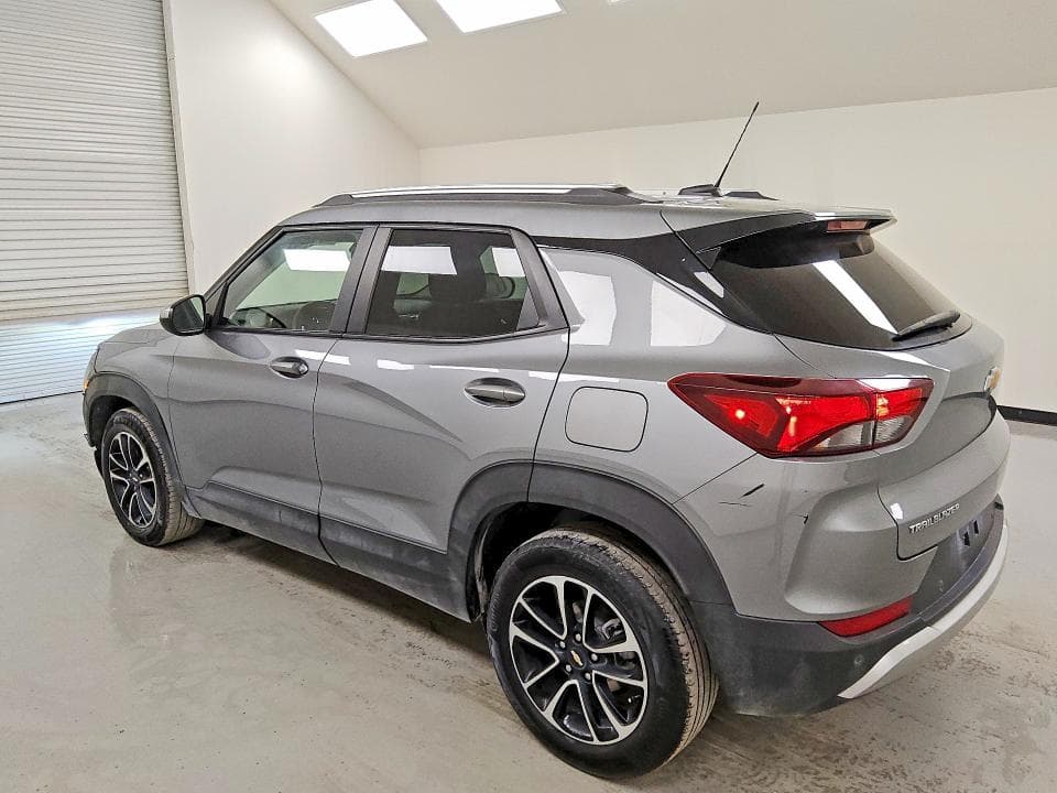 2024 CHEVROLET TRAILBLAZER LT 2