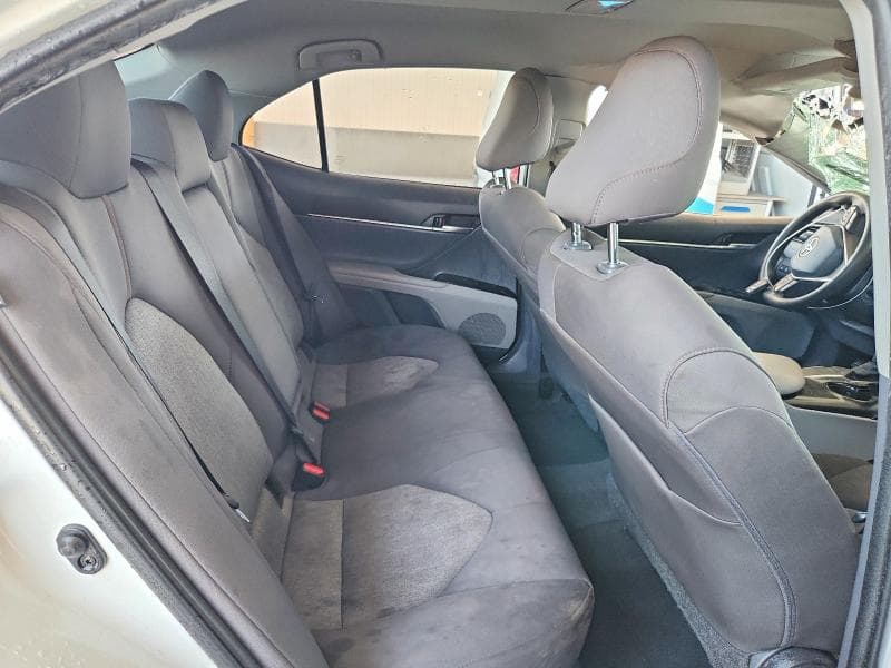 2019 TOYOTA CAMRY LE 10