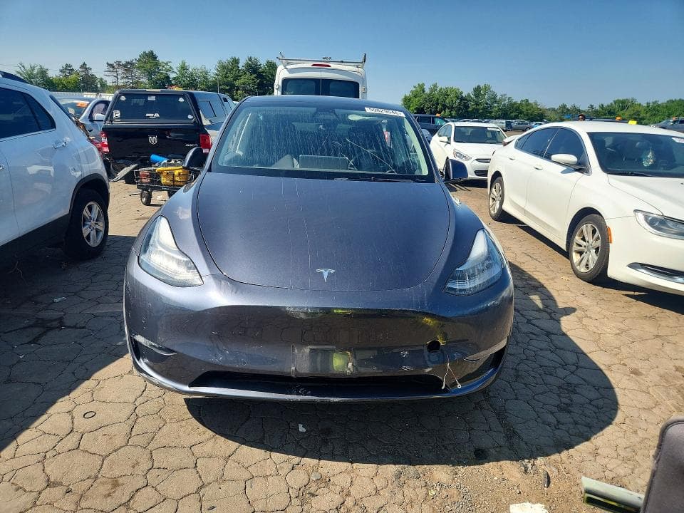2022 TESLA MODEL Y 5