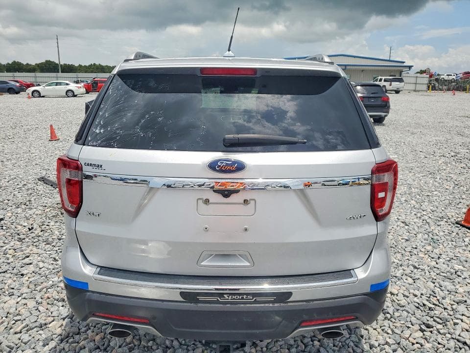 2018 FORD EXPLORER XLT 6