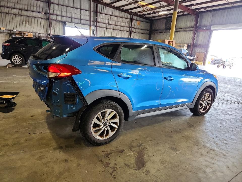 2018 HYUNDAI TUCSON SE 3