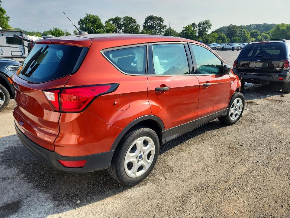 2019 FORD ESCAPE S 3