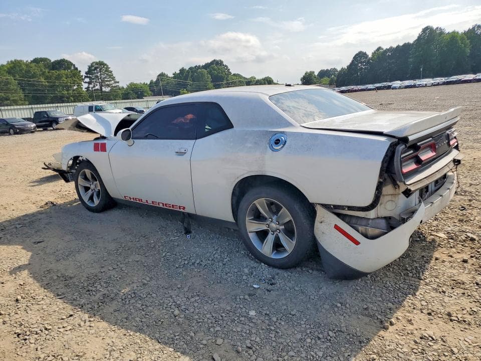 2019 DODGE CHALLENGER SXT 2