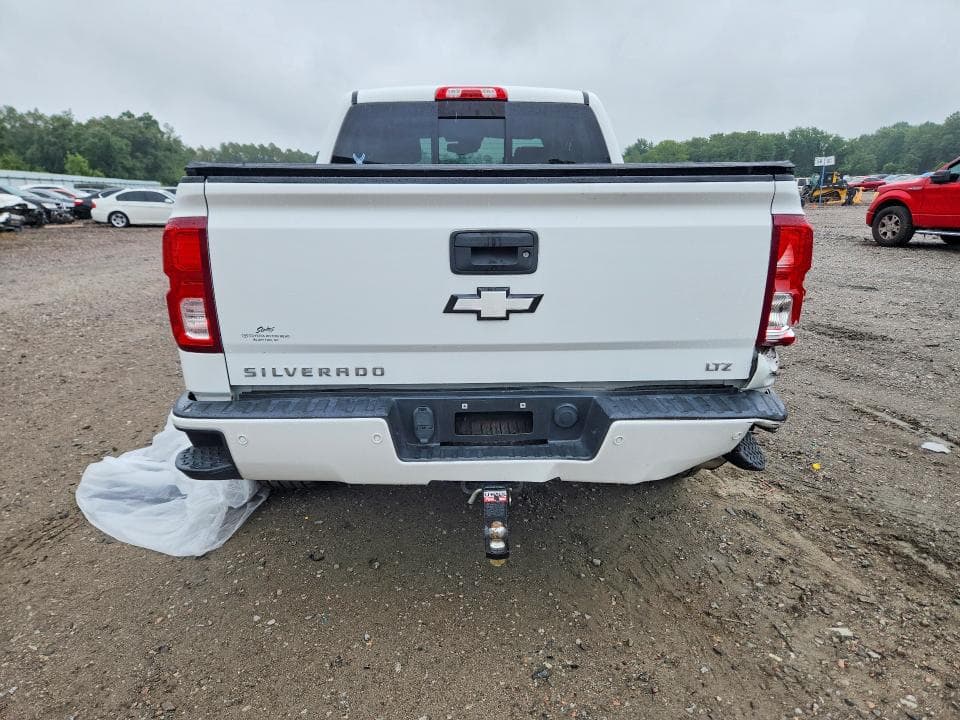 2017 CHEVROLET SILVERADO K1500 LTZ 6