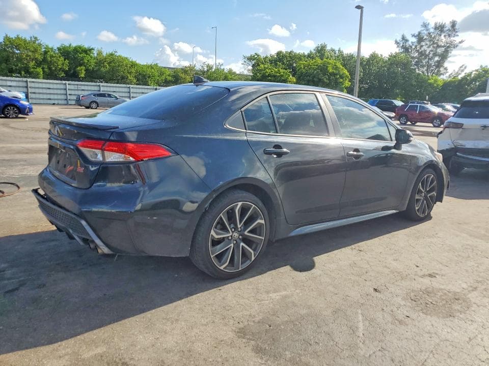 2020 TOYOTA COROLLA SE 3