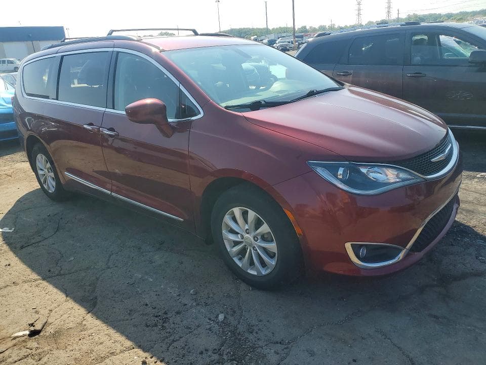 2017 CHRYSLER PACIFICA TOURING L 4