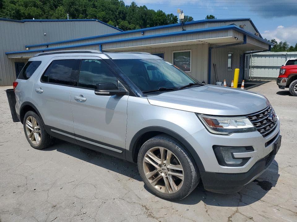 2017 FORD EXPLORER XLT 4