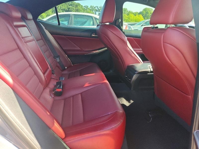 2017 LEXUS IS 200T 10