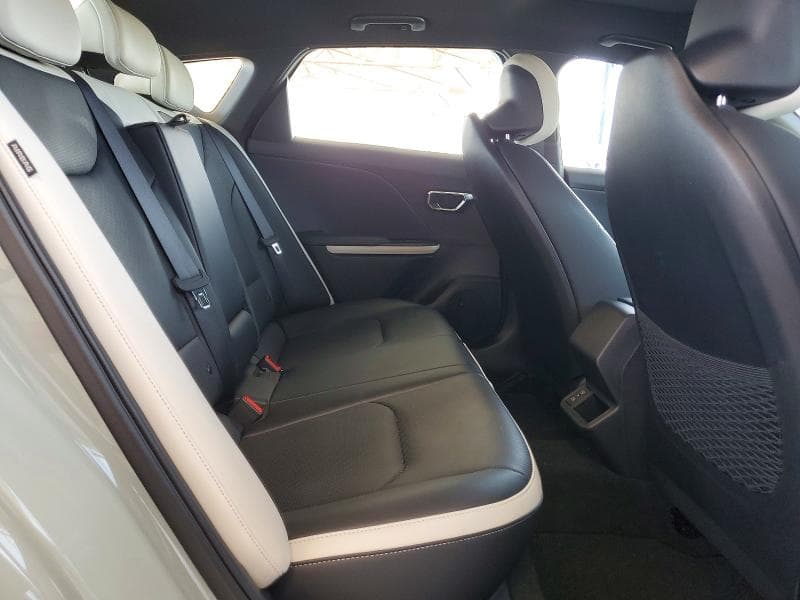 2026 KIA K4 GT LINE 10