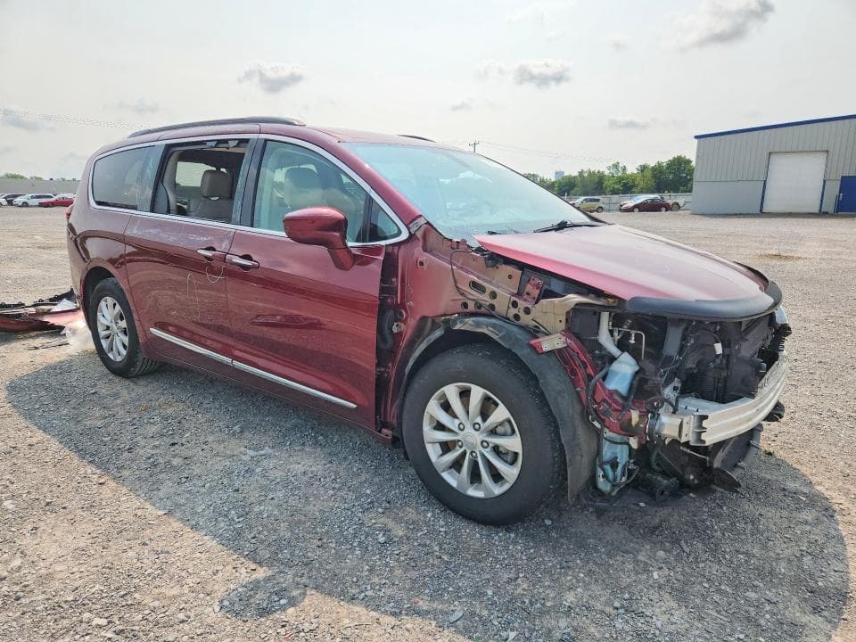 2017 CHRYSLER PACIFICA TOURING L 4