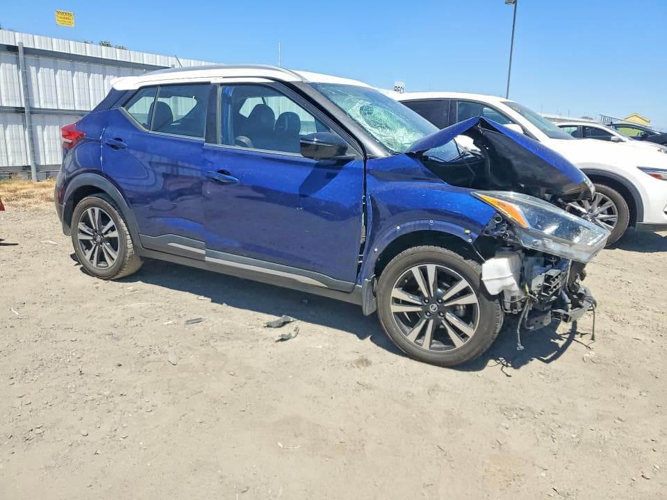 2019 NISSAN KICKS SR 4