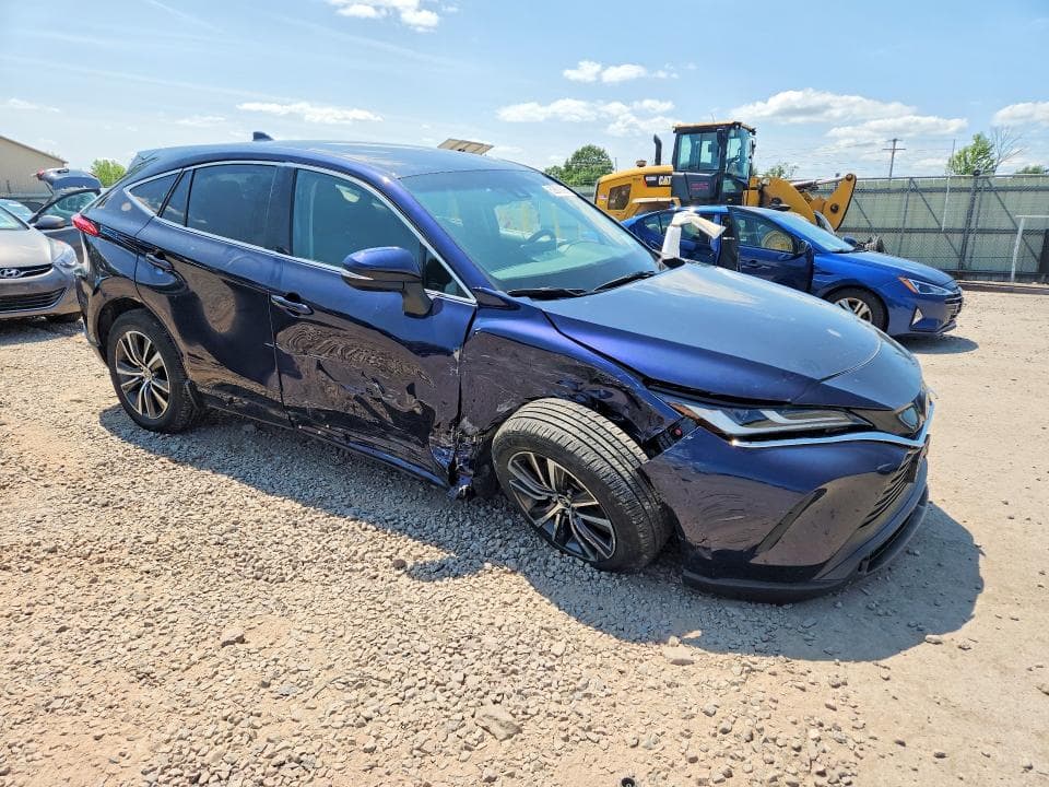 2023 TOYOTA VENZA LE 4