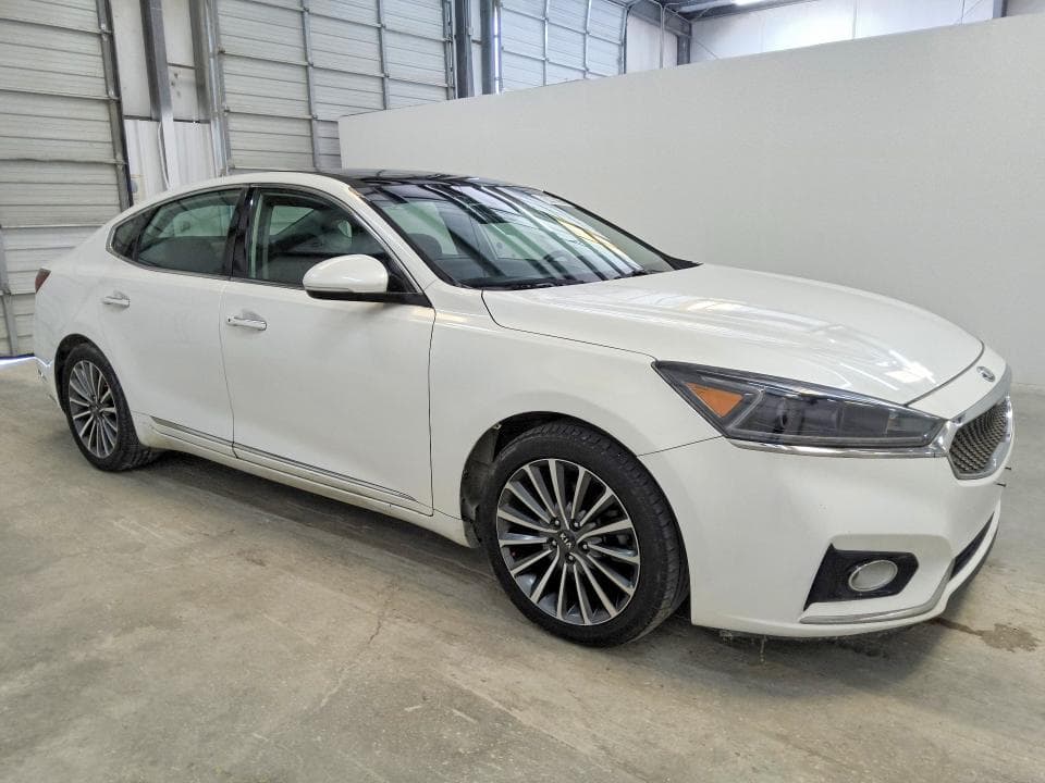 2017 KIA CADENZA PREMIUM 4