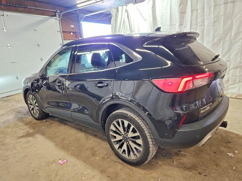 2020 FORD ESCAPE TITANIUM 2
