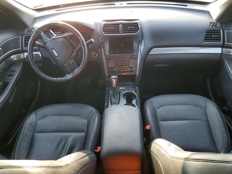 2018 FORD EXPLORER XLT 8