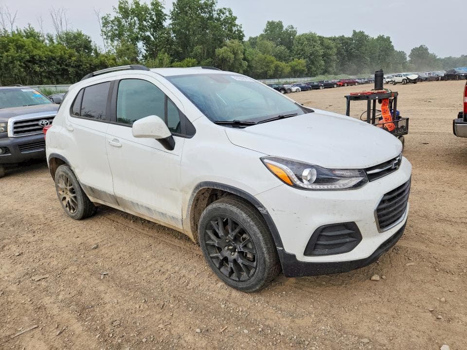 2021 CHEVROLET TRAX 1LT 4