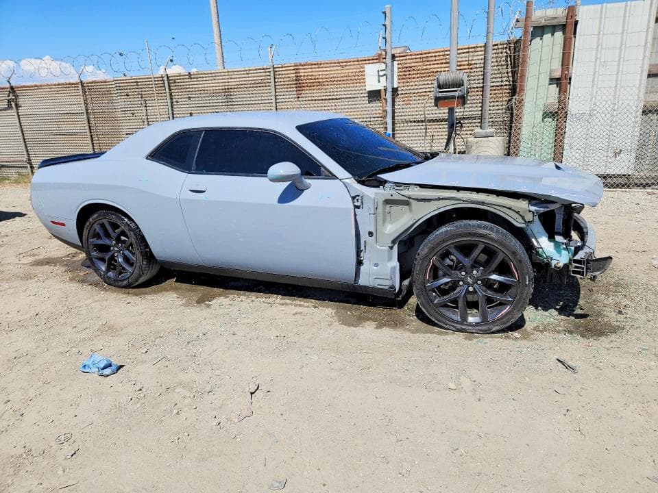 2022 DODGE CHALLENGER GT 4