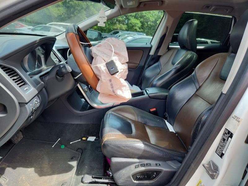 2017 VOLVO XC60 T5 DYNAMIC 7