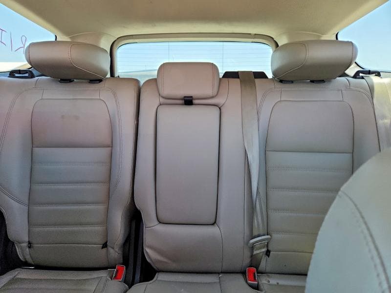 2017 FORD ESCAPE TITANIUM 10