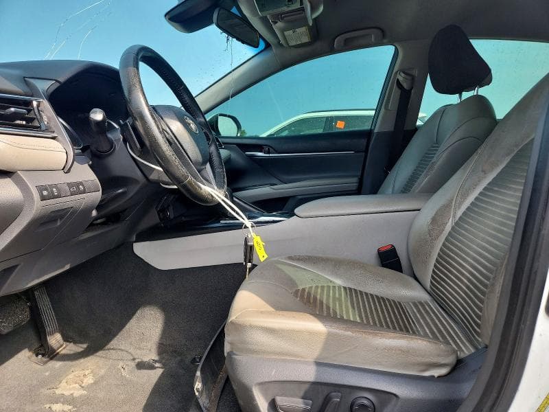 2018 TOYOTA CAMRY SE 7
