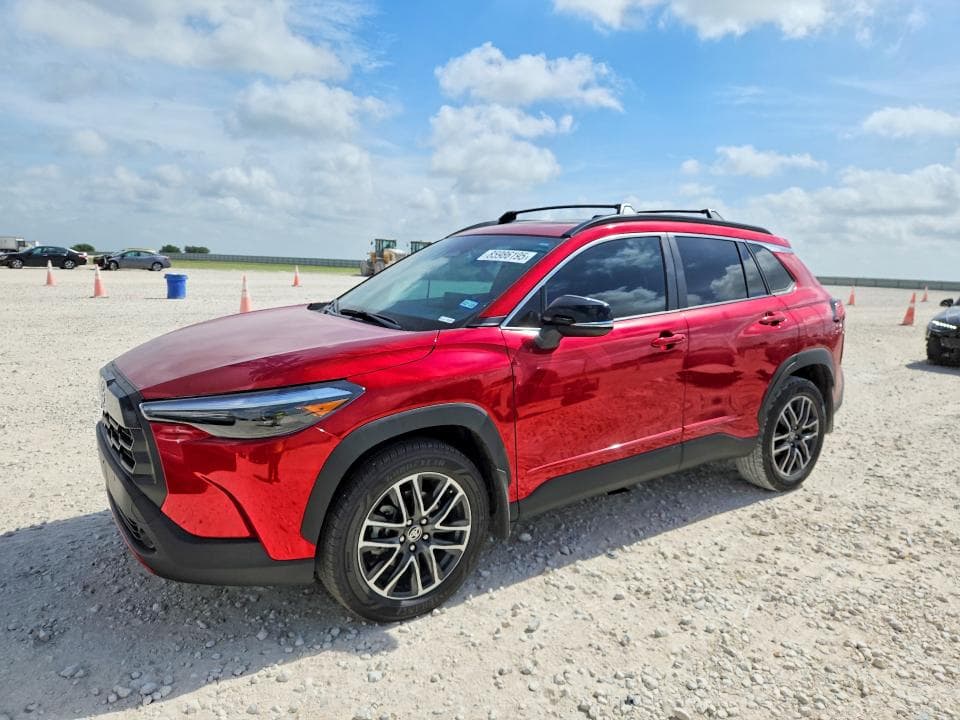 2026 TOYOTA COROLLA CROSS XLE - 1