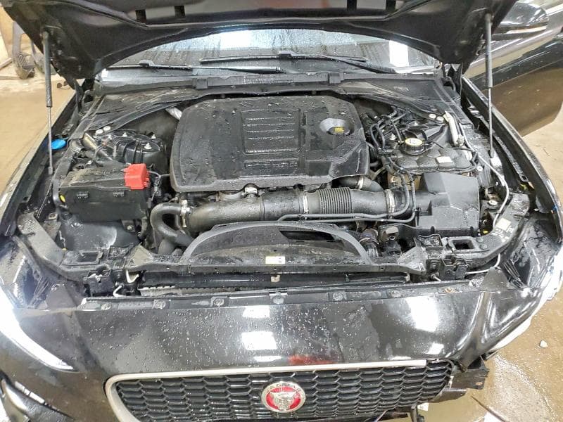 2020 JAGUAR XE S 11