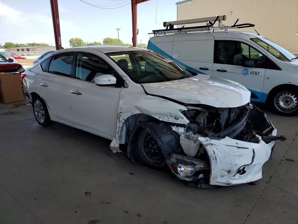 2019 NISSAN SENTRA S 4