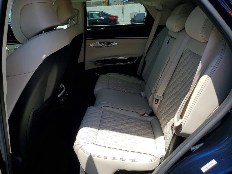 2022 GENESIS GV70 3.5T SPORT 11