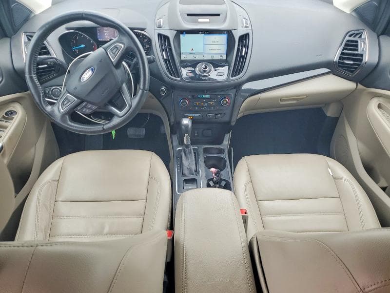 2017 FORD ESCAPE TITANIUM 8