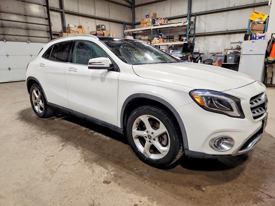 2020 MERCEDES-BENZ GLA 250 4MATIC 4