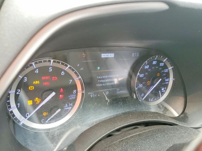2022 TOYOTA HIGHLANDER XLE 9