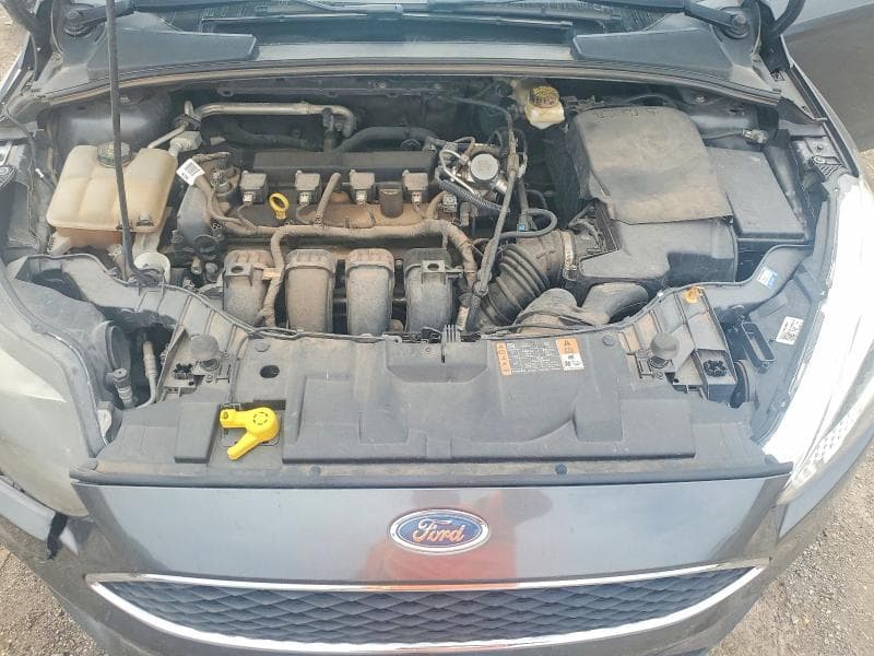 2017 FORD FOCUS SE 11