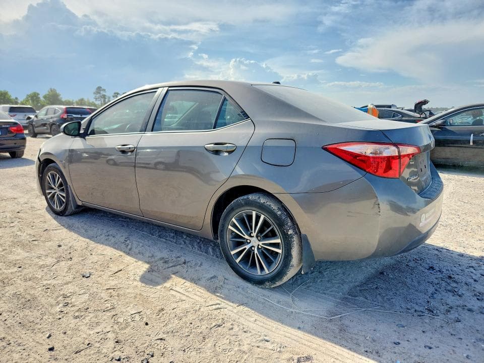 2017 TOYOTA COROLLA LE 2
