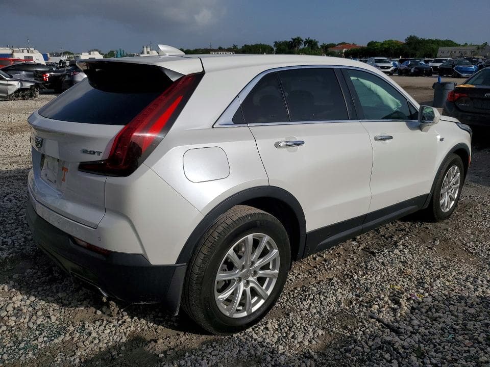 2019 CADILLAC XT4 LUXURY 3