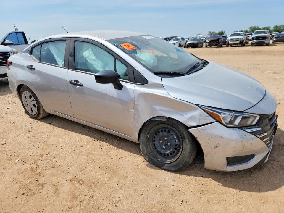 2024 NISSAN VERSA S 4